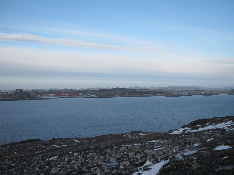2010-02-12-1051_Fra gåture i Nuuk_-_6
