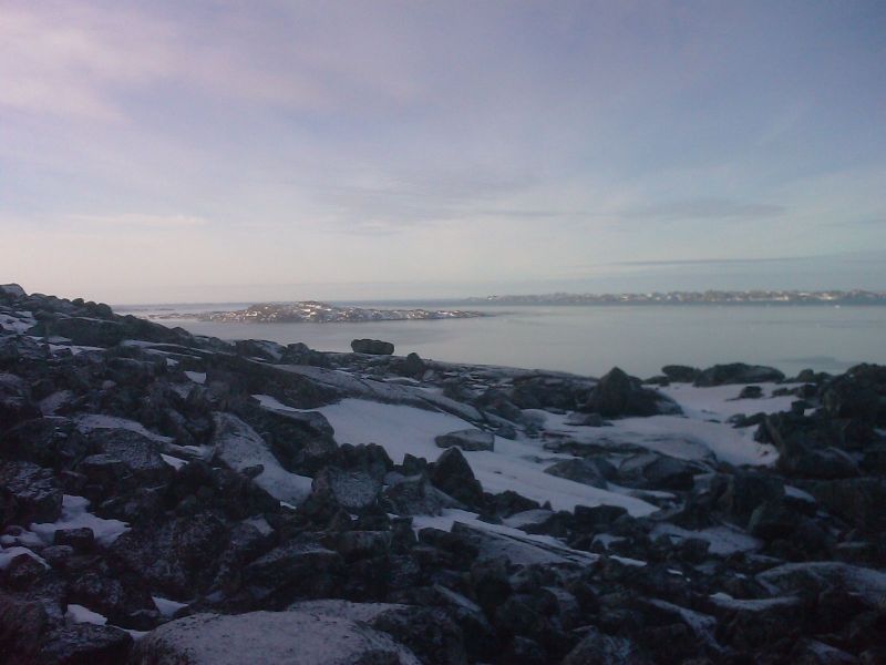 2010-02-17-1136_Fra gåture i Nuuk_-