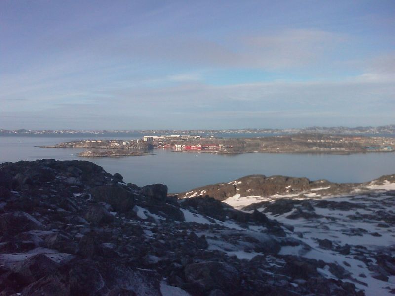 2010-02-17-1136_Fra gåture i Nuuk_-_2