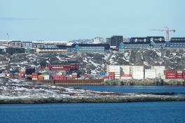 Nuuk havn set fra Qinnqorput