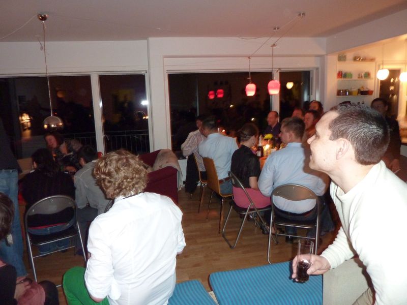 2010-04-16-2323_-_-