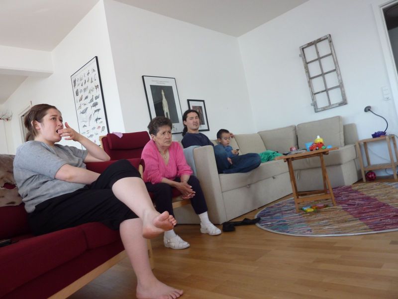 2010-04-25-1804_-_Hans-Jakob _Aqqaluk_ Platou; Maritha Eugenius Labansen; Marithas Aana; Theodora Eugenius_2