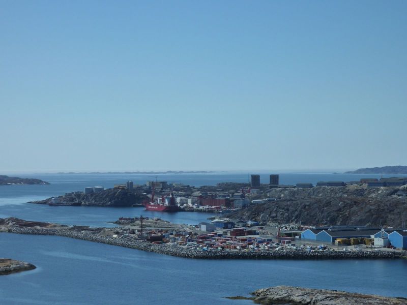 2010-05-17-1343_Gåtur_Havn; Jesper Eugenius Labansen; Nuuk; Qupanuk Eugenius Labansen