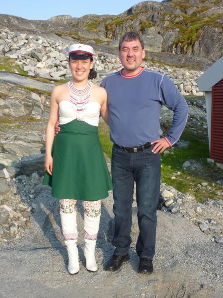 Dimissionsfest i Nuuk
Peter Lynge Petersen og Ivalo Lynge Labansen