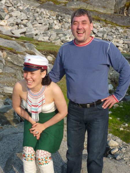 Dimissionsfest i Nuuk
Peter Lynge Petersen og Ivalo Lynge Labansen