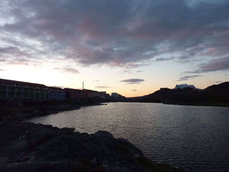 2010-06-13-2349_-_Sermitsiaq; Solnedgang