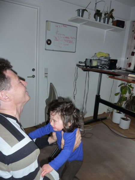 Jesper leger med Qupanuk