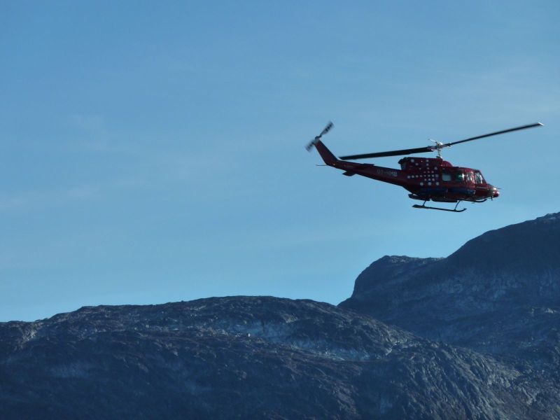 2010-09-19-1630_-_Bell 212; Helikopter