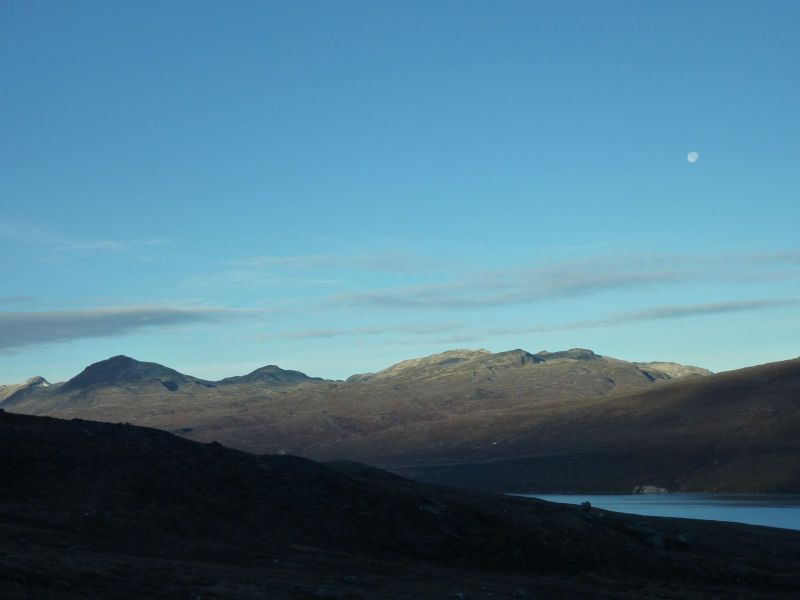 2010-09-25-0820_-_Månen; Terræn