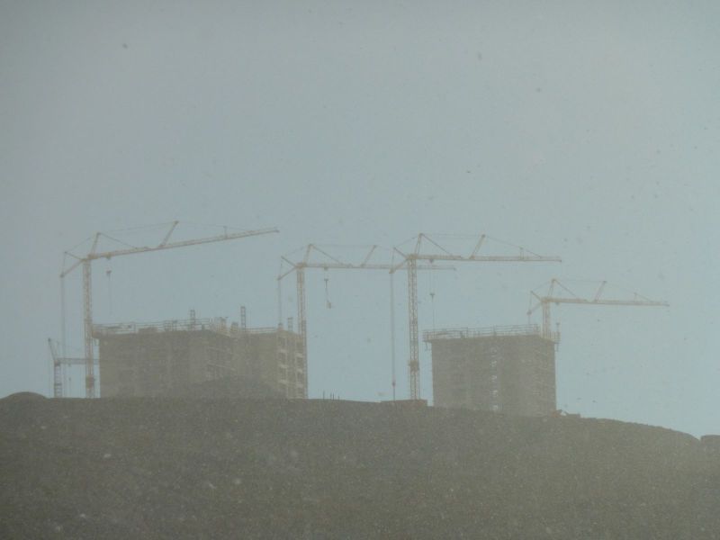 2010-10-03-1633_-_Byggekran; Byggeri