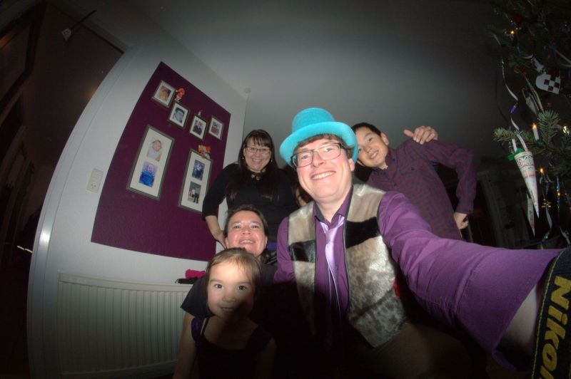 2015-01-01-0026_-_Anna-Hessler_Linda-