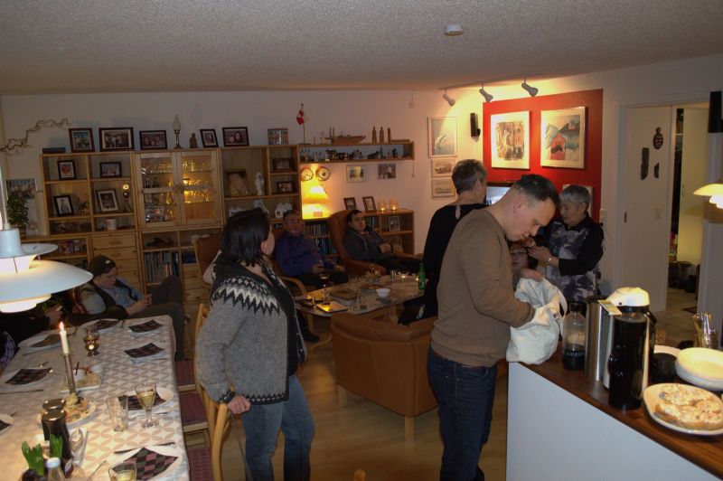 2015-01-07-1924_Kaffemik-efter-begravelsen_-