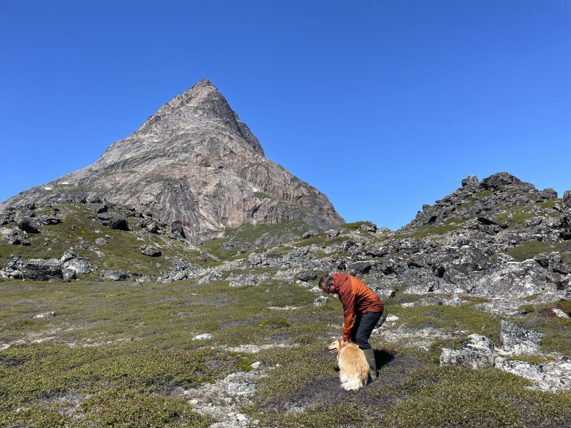 2023-06-30-1218_Gode_1-Hund_Emily-People_Peter-Thrane