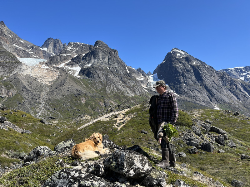 2023-06-30-1328_Gode_1-Hund_Emily-People_Soeren-Labansen