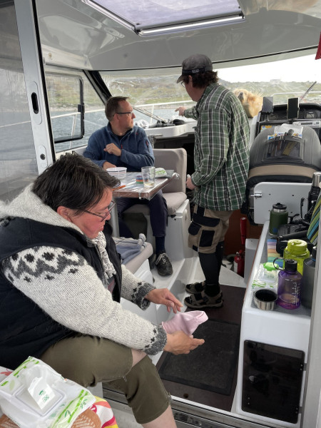 2023-07-01-1859_Gode_1-People_Anna-Hessler-Labansen-People_Peter-Thrane-People_Soeren-Labansen