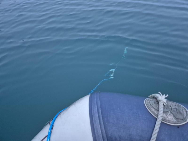 Garnets fortøjning var ikke lang nok - så bøjen røg under vand