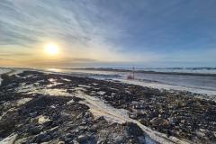 Is fra gletcheren inde i Nuuk Fjorden samler sig foran Nuuk