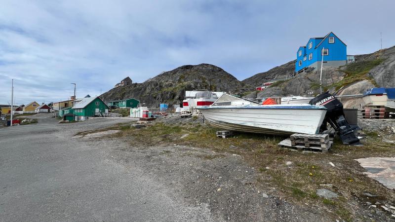 Der tankes og leget turist i Kangaamiut