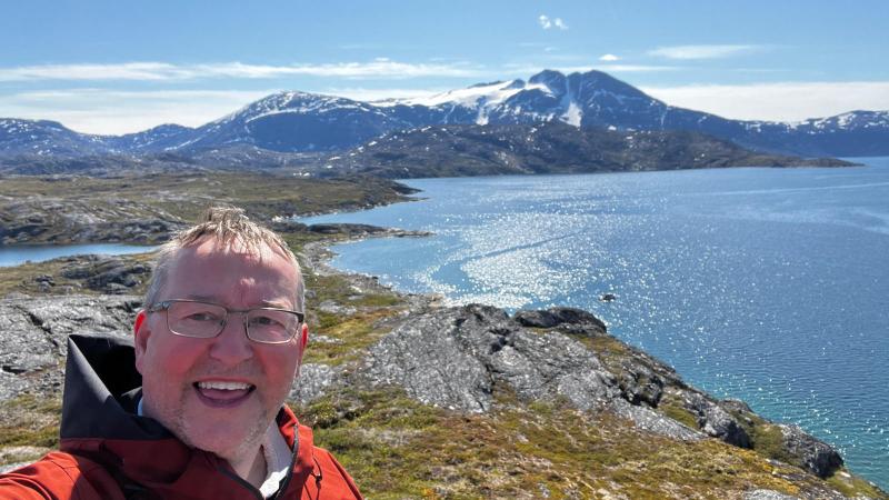 Inde i fjord før Napasoq