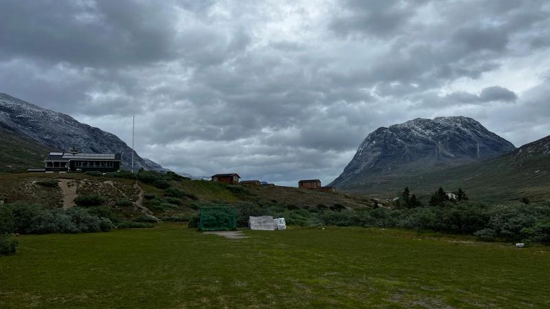 Inde og spise i Qooqqut Nuan