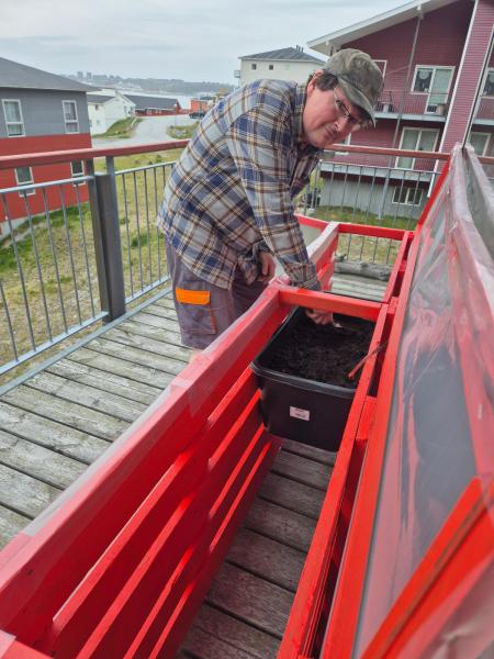 Altanbedet bliver tage ti brug - mangler lige hasper