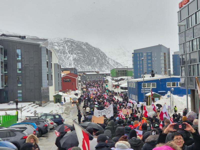 Demonstration mod Trumps planer i Nuuk
