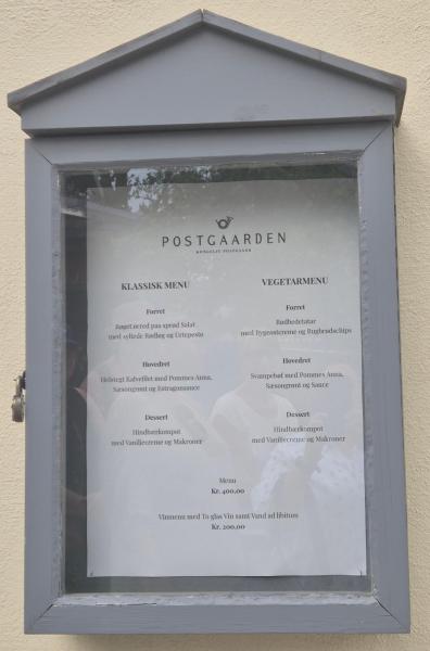 På Peters fødselsdag var i Postgaarden og spise og i Cirkusrevyen