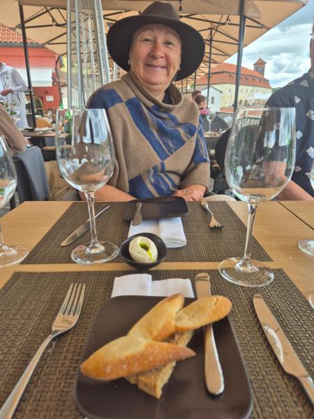 Luksusrestaurant i Prag lige ved Karlsbroen