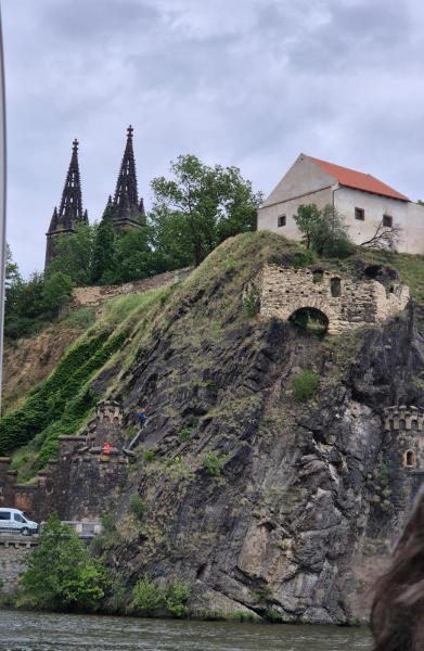 Bådtur med frokost i Prag