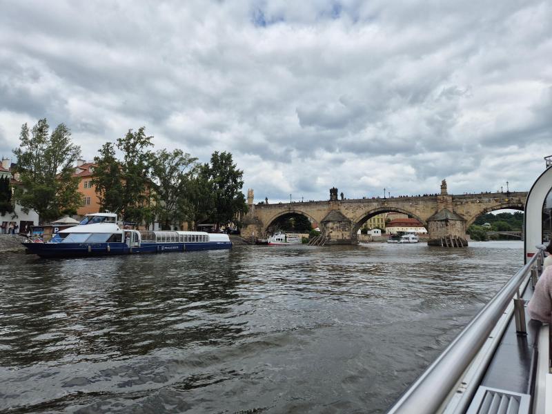 Bådtur med frokost i Prag