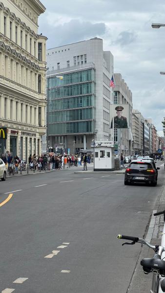 Checkpoint Charlie i Berliin