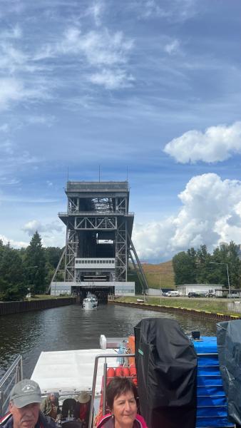 Skibselevatoren i Niederfinow