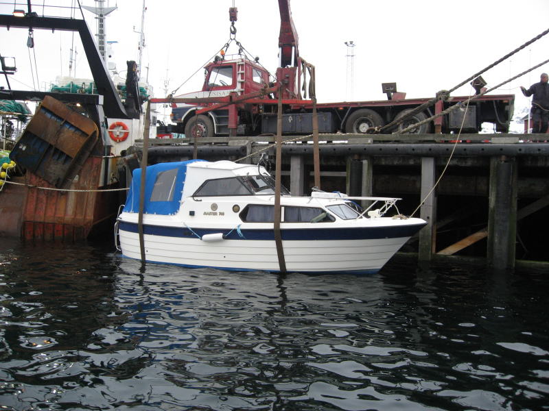 2007-05-31_maren_palle_baad_i_vandet_008