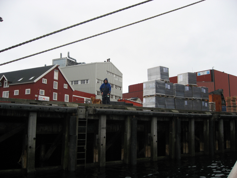 2007-05-31_maren_palle_baad_i_vandet_010