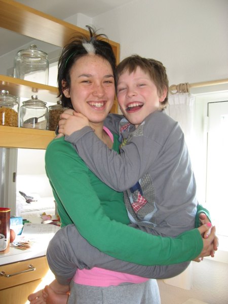 2008-03-23_mette3_ivalo_rumle_soeren_paaske_hygge_025