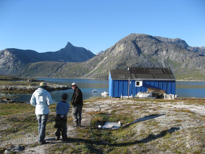2008-07-24_sejltur_rumle_dan_helle_benjamin_sermitsiaq_pers_hytt_011