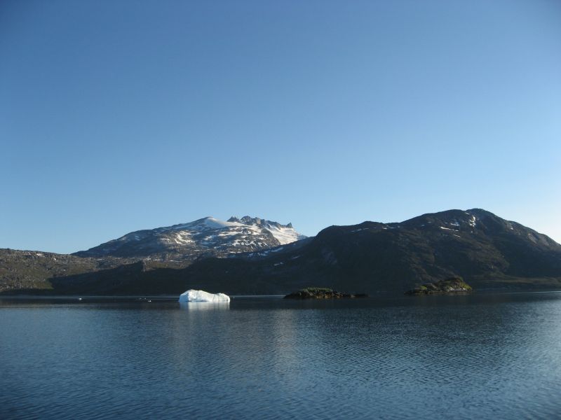 2008-07-24_sejltur_rumle_dan_helle_benjamin_sermitsiaq_pers_hytt_017