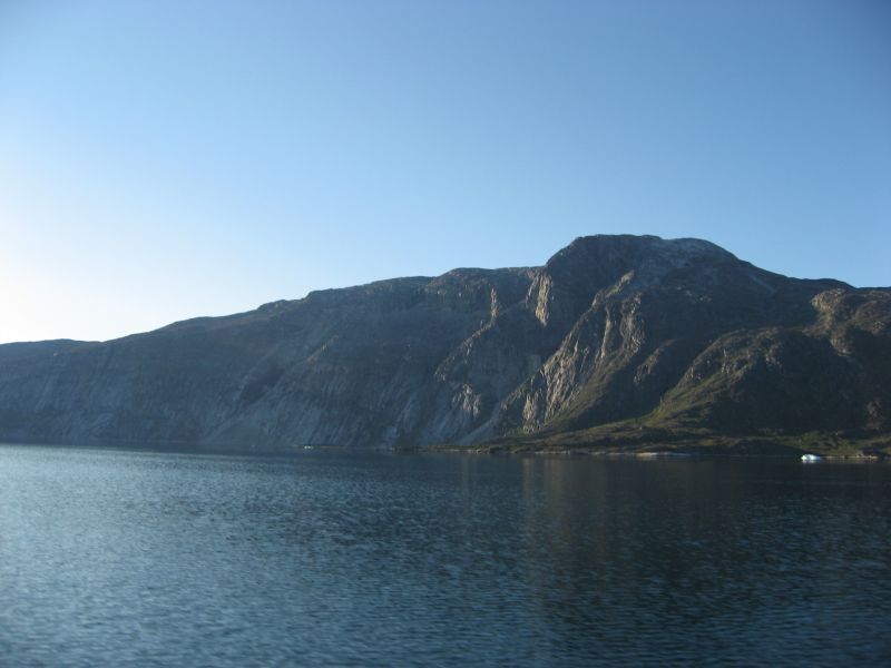 2008-07-24_sejltur_rumle_dan_helle_benjamin_sermitsiaq_pers_hytt_019