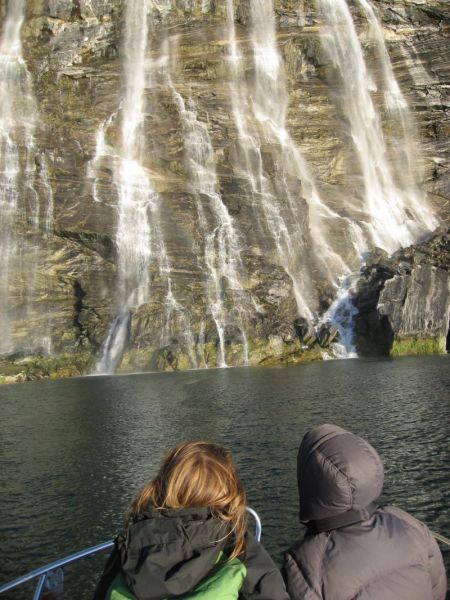 2008-07-24_sejltur_rumle_dan_helle_benjamin_sermitsiaq_pers_hytt_021