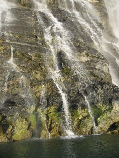 2008-07-24_sejltur_rumle_dan_helle_benjamin_sermitsiaq_pers_hytt_025