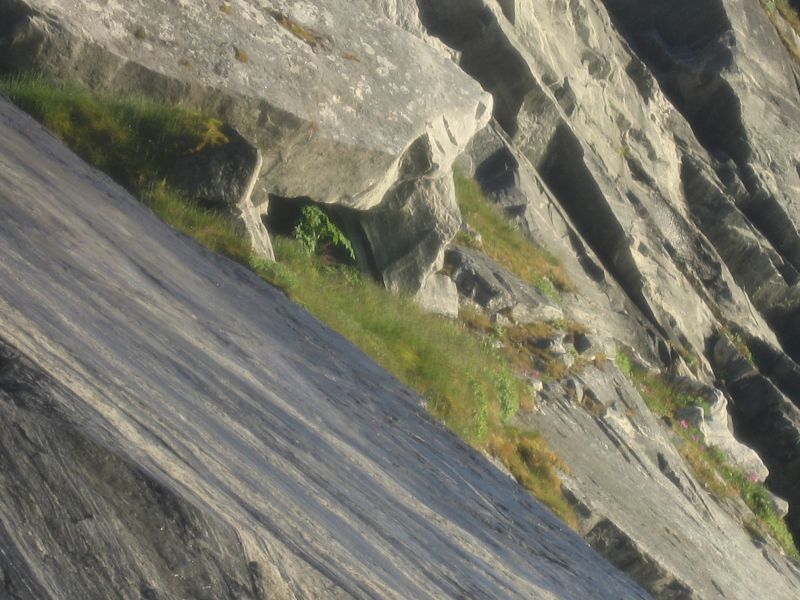 2008-07-24_sejltur_rumle_dan_helle_benjamin_sermitsiaq_pers_hytt_034