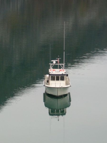 2008-09-04_aningagaq_sterna_sejltur_019
