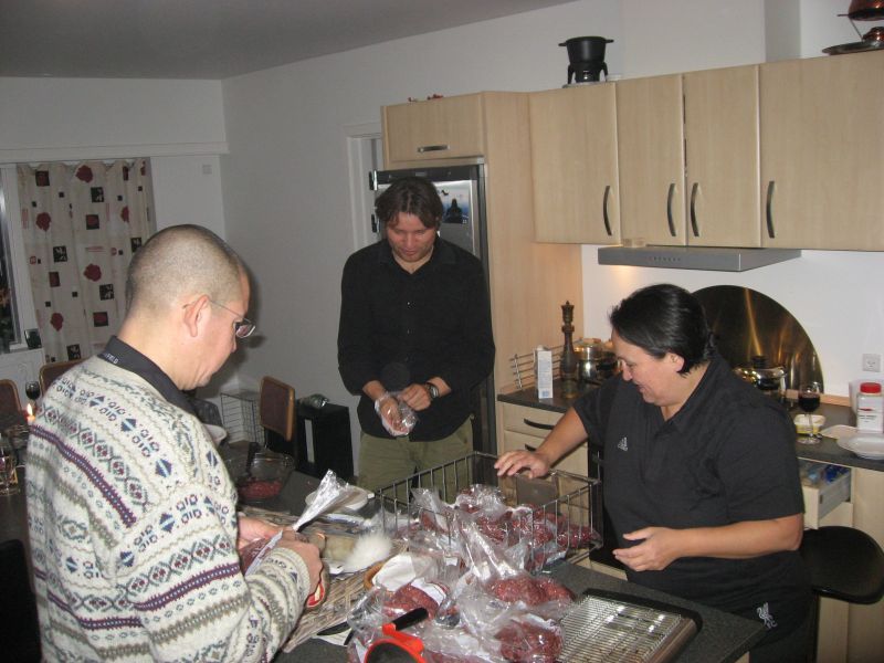 2008-11-15_middag_svend_maren_palle_002