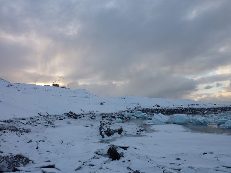 2011-01-19-1327_-_2