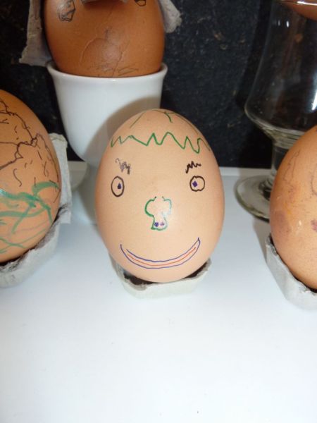 2011-04-25-1120_paaskeaeg_4