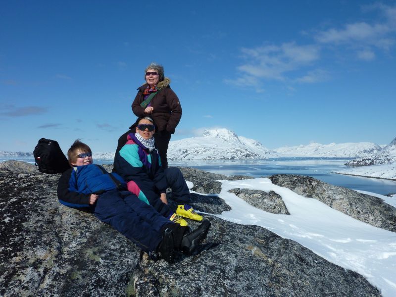 2011-04-30-1500_ivalo_lynge_labansen_mette_labansen_rumle_labansen_sermitsiaq