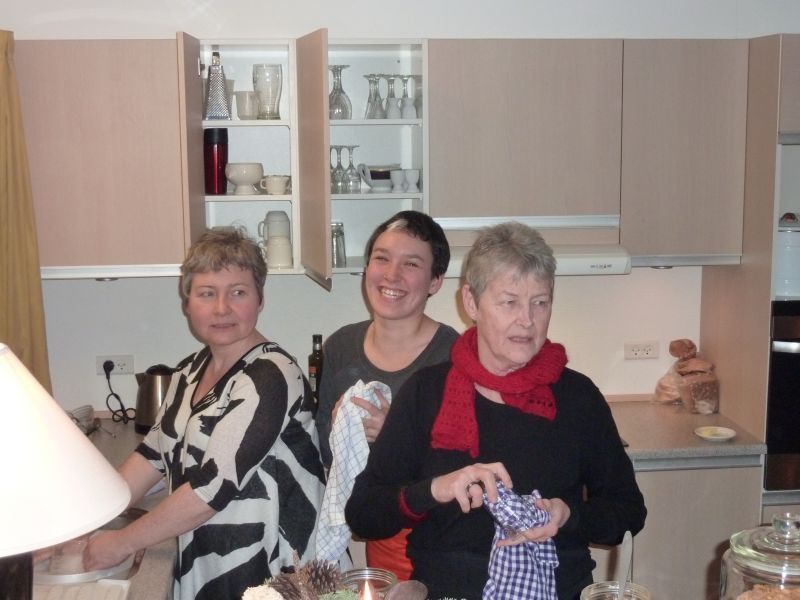 2011-12-23-2027_-_ivalo_lynge_labansen_mette_labansen_ruth_labansen_2