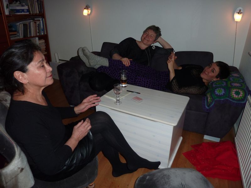 2011-12-26-1858_-_ivalo_lynge_labansen_martha_labansen