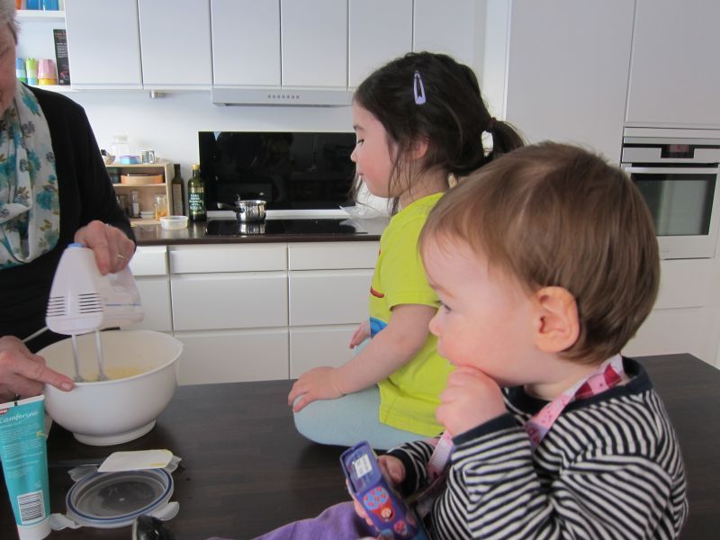 2012-01-16-1655_-_qupanuk_eugenius_labansen_ruth_labansen_ukaleq_eugenius_labansen
