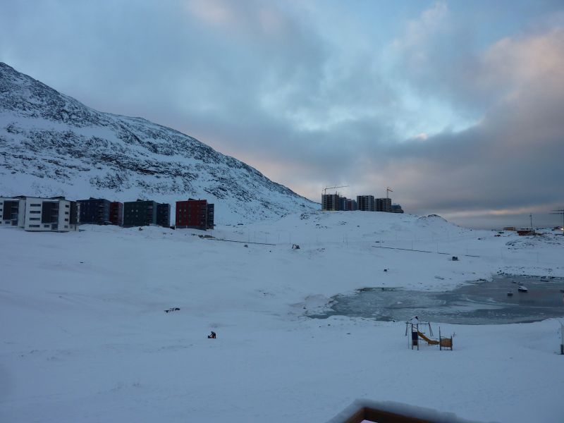 2012-01-29-1115_-_udsigt_fra_altan